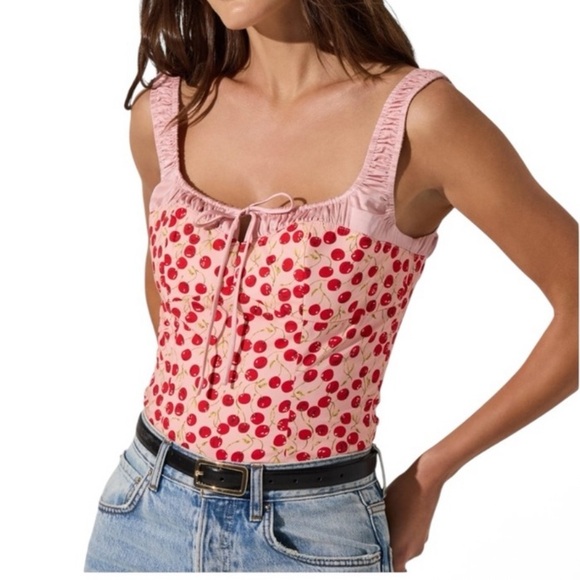 NEW Astr Pink Cherry Print Crop Top size L - Picture 11 of 12